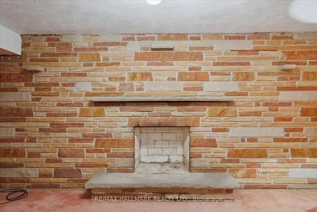 Additional image 33 of 83a Vanbrugh Ave