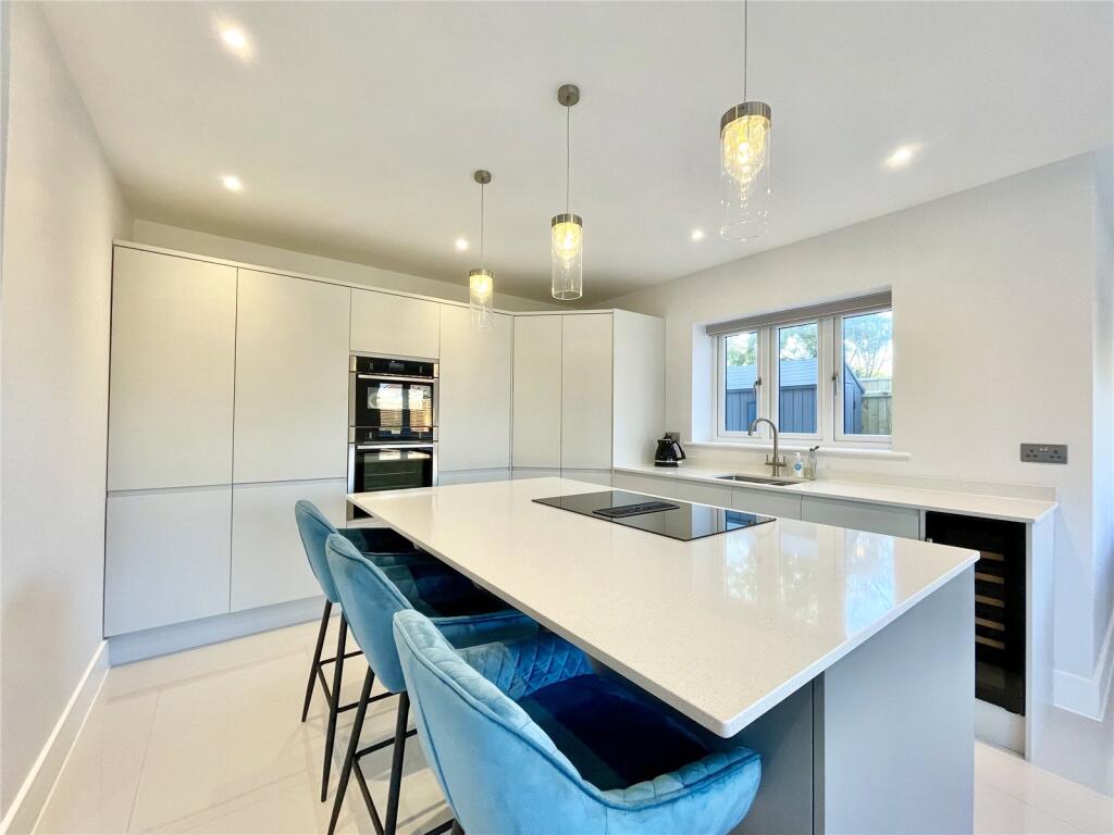 Additional image 6 of Chewton Way, Highcliffe On Sea, Christchurch, Dorset, BH23