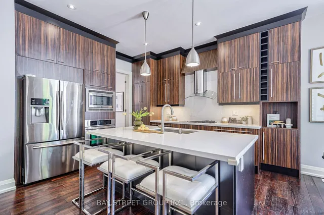 Additional image 20 of 80 Churchill Ave