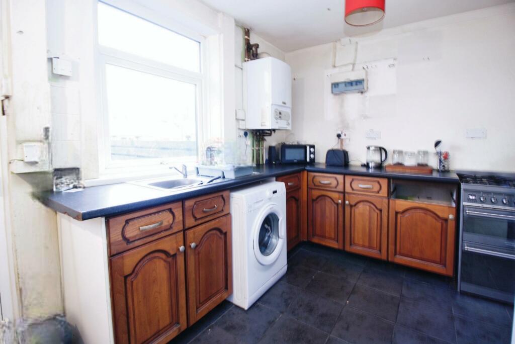 Additional image 4 of Queens Road, Bingley, BD16