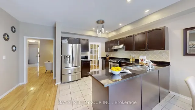 Additional image 8 of 7229 Dime Cres