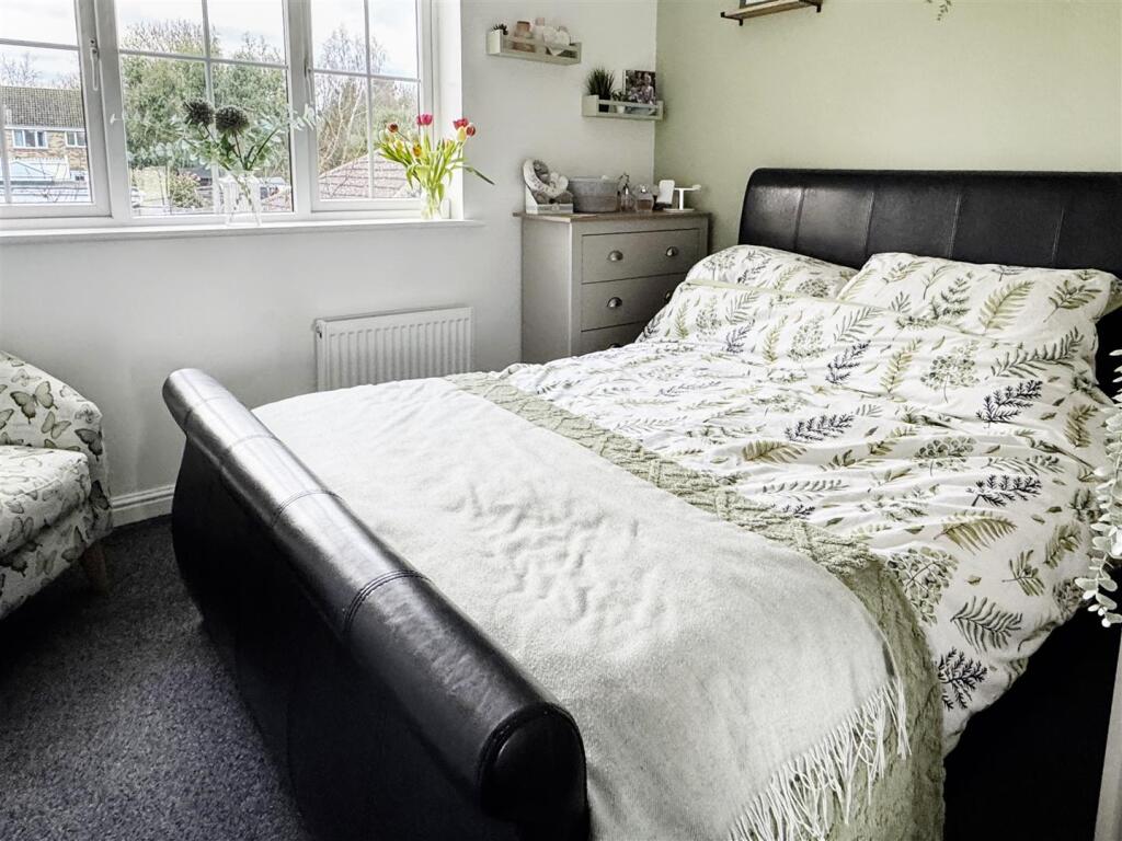 Additional image 5 of Linnet Close, Littlehampton