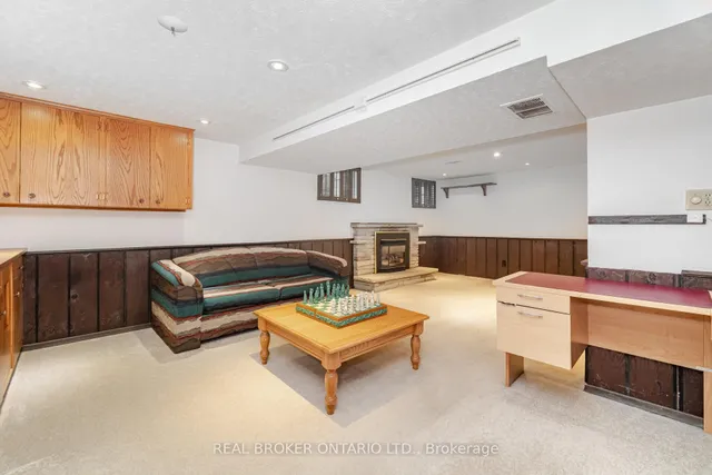 Additional image 27 of 28 Parkview Pl