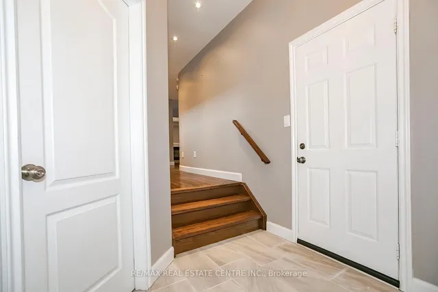 Additional image 3 of 4 Mccrimmon Dr