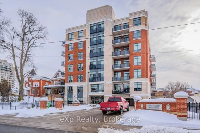 399 Queen St Unit 107