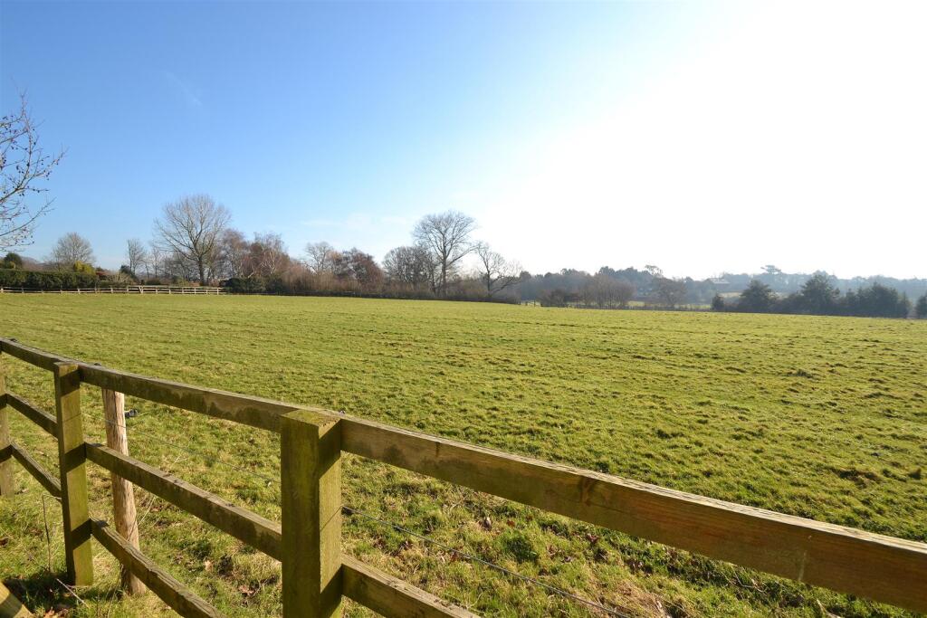 Additional image 16 of Sunny Ridge, Carters Corner, Hailsham