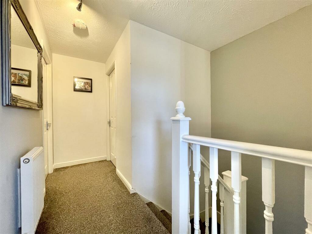 Additional image 20 of Braine Croft, Bradford