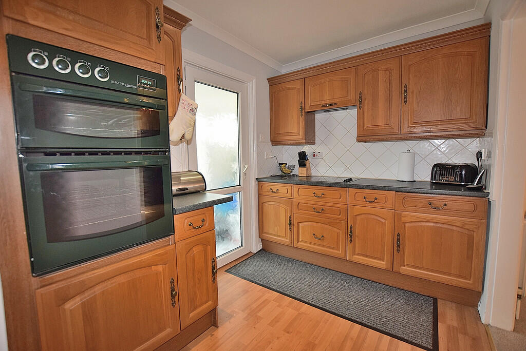 Additional image 8 of Fontenay Road, Richmond