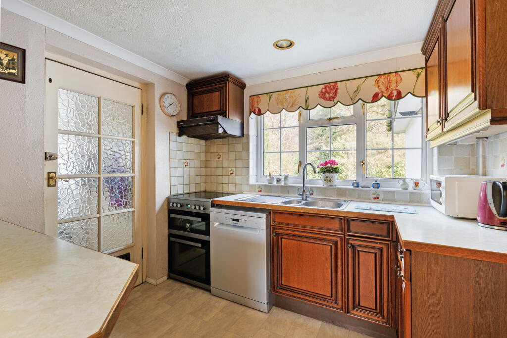 Additional image 4 of Homewood Road, St. Albans, AL1