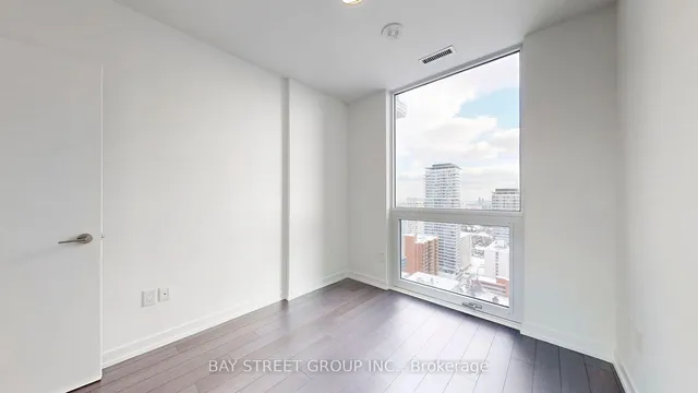 Additional image 24 of 39 Roehampton Ave Unit 2304