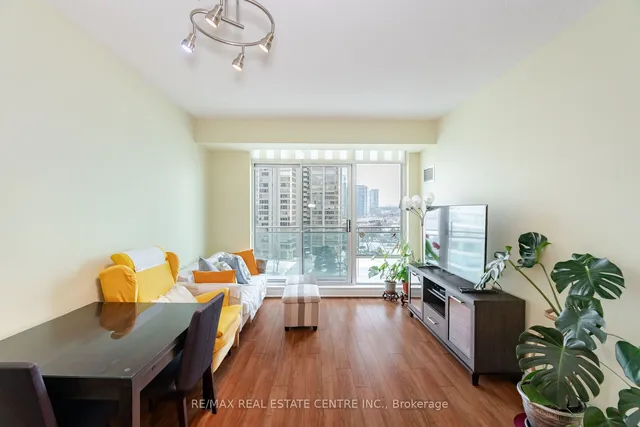 Additional image 10 of 5 Marine Parade Dr Unit 911