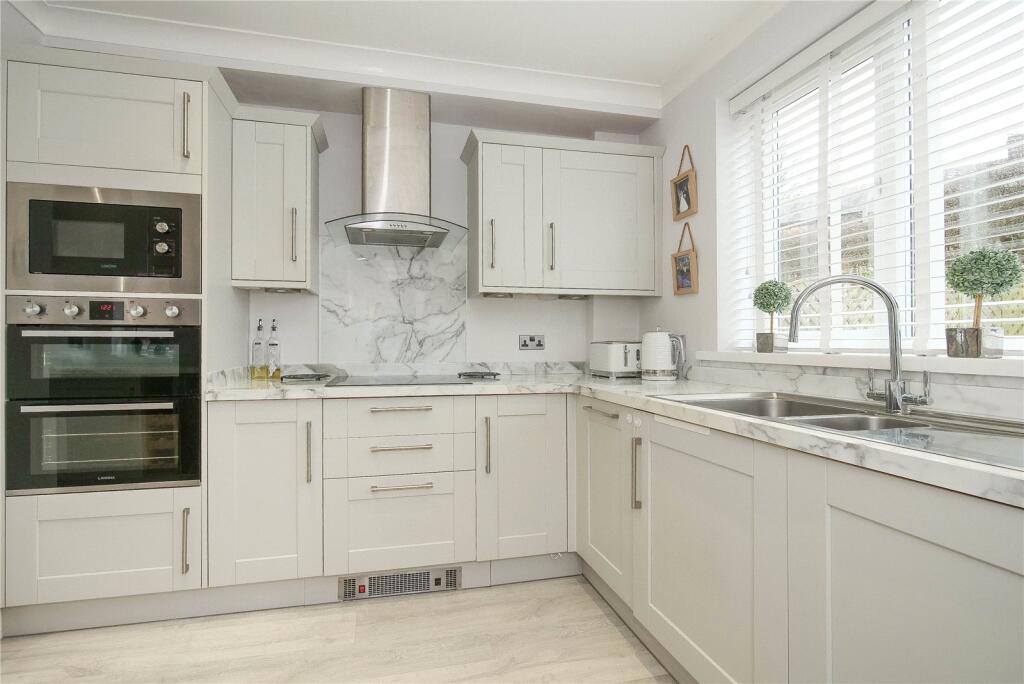 Additional image 11 of Somerset Avenue, Baildon, Shipley, West Yorkshire, BD17