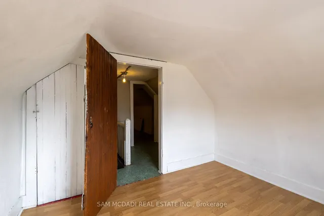 Additional image 31 of 194 Wellington St