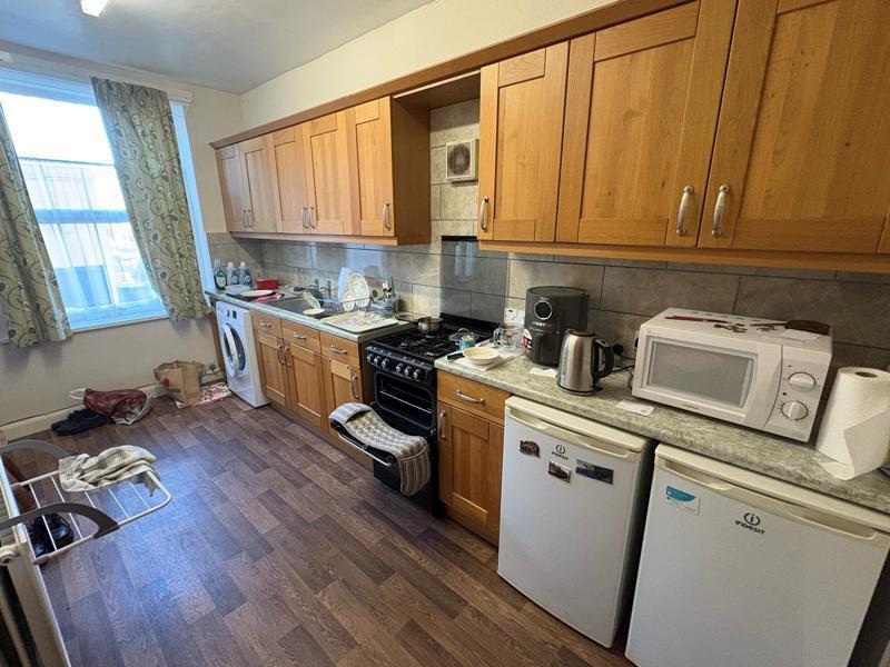 Additional image 4 of Whitechapel Road, Cleckheaton