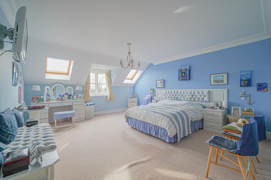 Additional image 10 of Avenue Road, Dorridge, B93