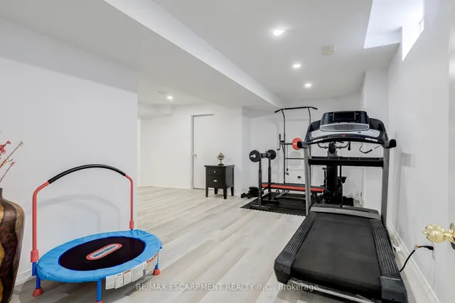 Additional image 27 of 5608 Hannah St