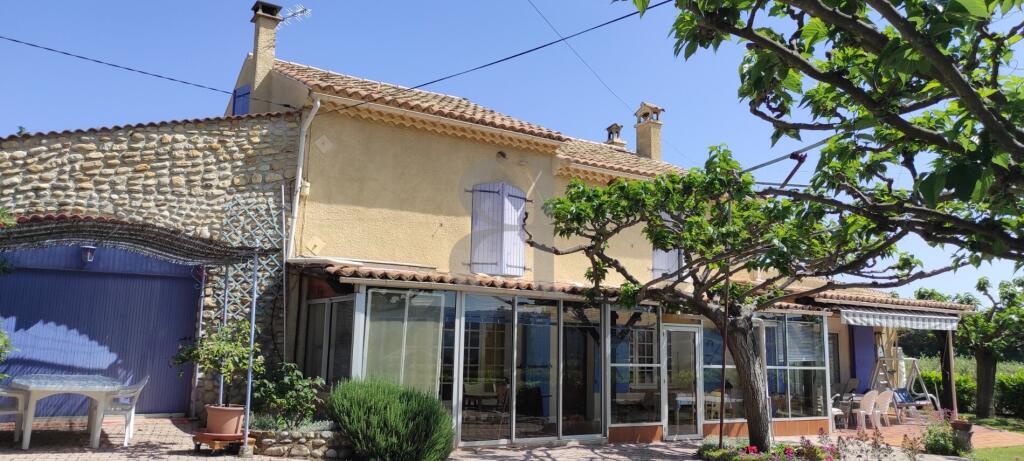 Additional image 2 of Sainte-Cecile-Les-Vignes, Provence-Alpes-Cote d'Azur, 84290, France