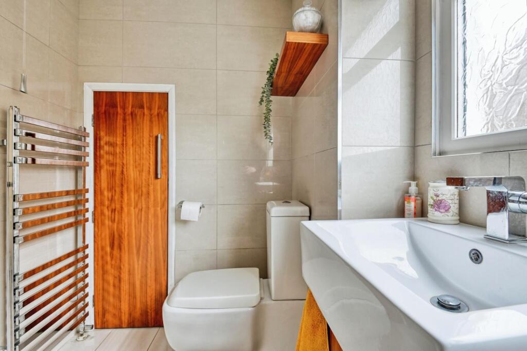 Additional image 16 of Whiting, Tamworth