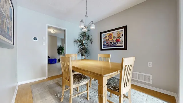 Additional image 25 of 17 Caruso Dr