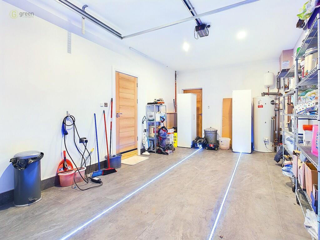 Additional image 38 of Englestede Close, Handsworth Wood