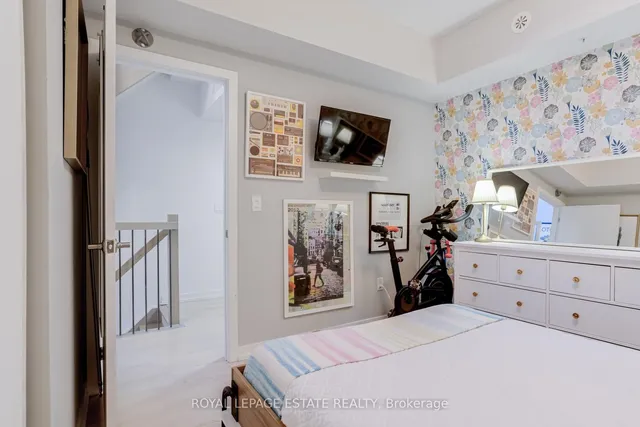 Additional image 20 of 150 Broadview Ave Unit 21