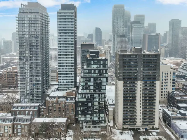 Additional image 40 of 17 Dundonald St Unit 1505