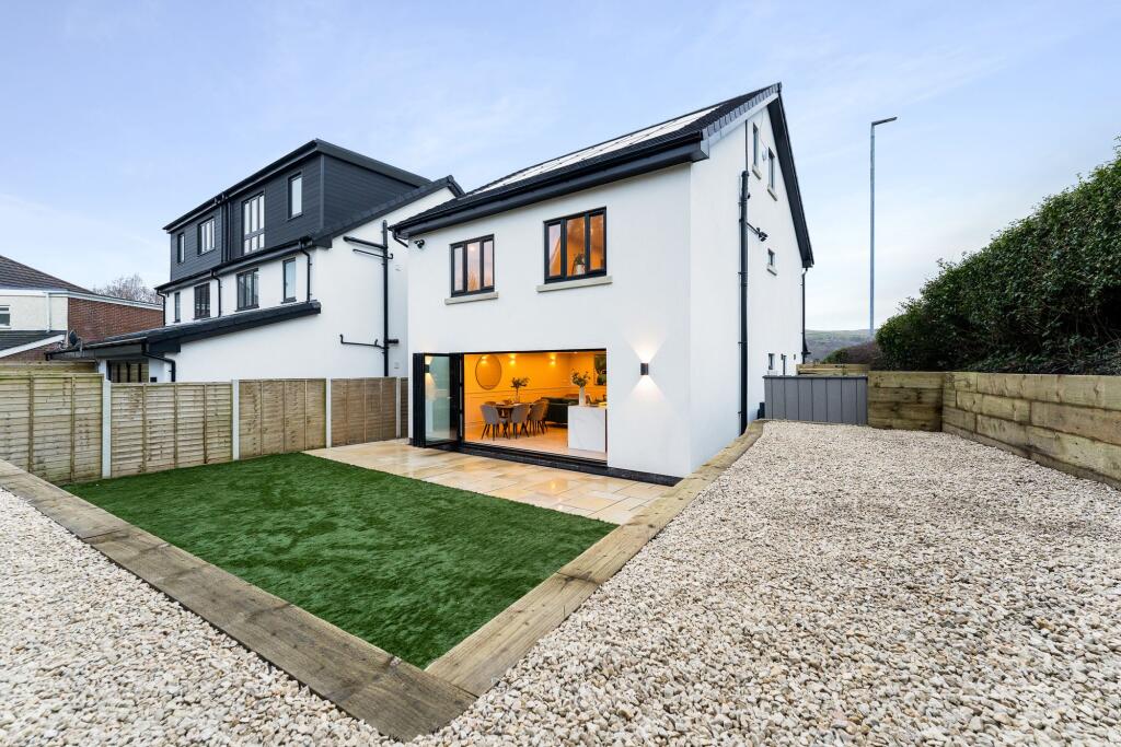 Additional image 51 of Valley View, Park Avenue, Ramsbottom BL0 0 | Luxurious and Energy-Efficient Living