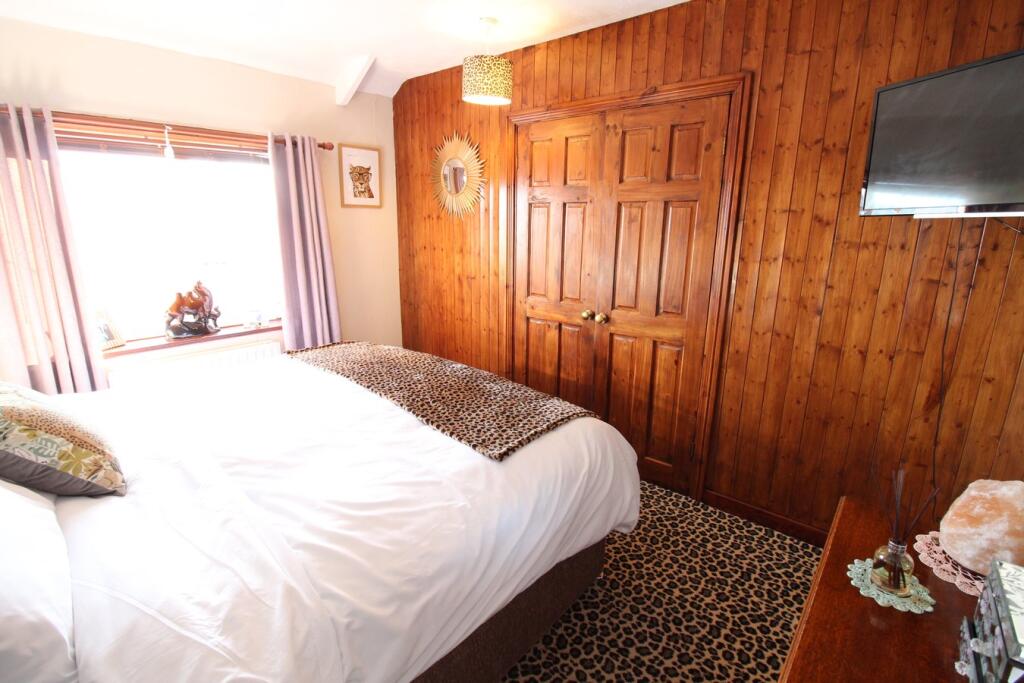 Additional image 9 of Greystones Drive, Keighley, BD22