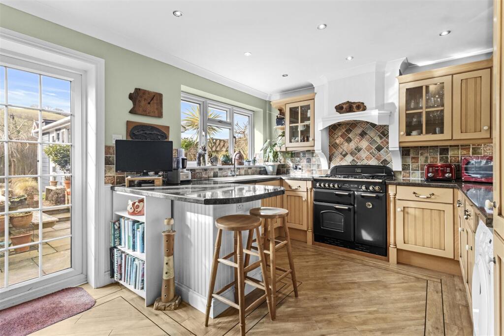 Additional image 25 of Coopers Hill, Eastbourne