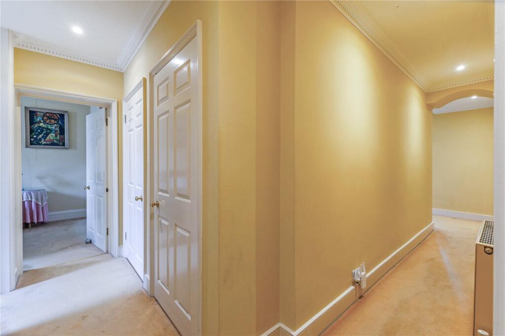 Additional image 11 of Royal Crescent, Bath, BA1