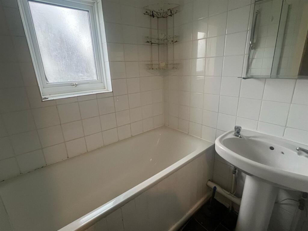 Additional image 8 of Aldykes, Hatfield