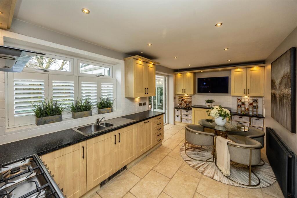 Additional image 30 of Coniston Avenue, Queensbury, Bradford