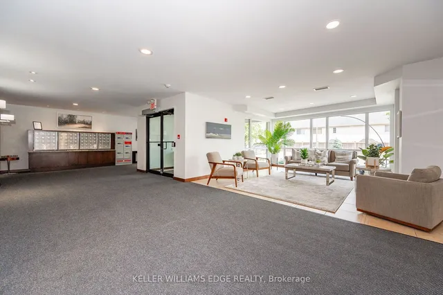 Additional image 4 of 5070 Fairview St Unit 107