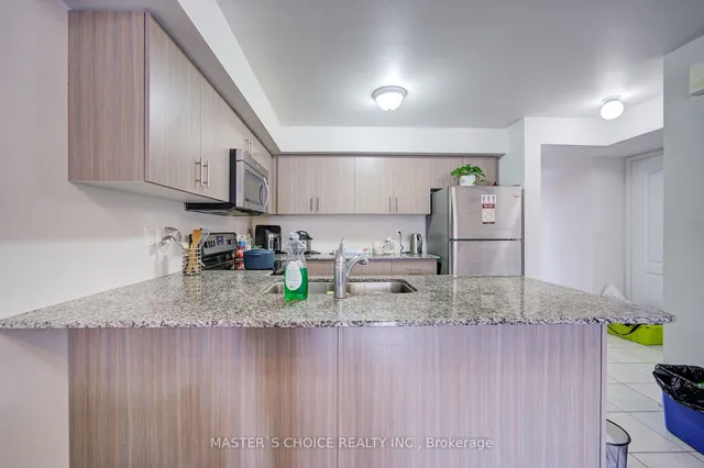 Additional image 6 of 2500 Post Rd Unit 14