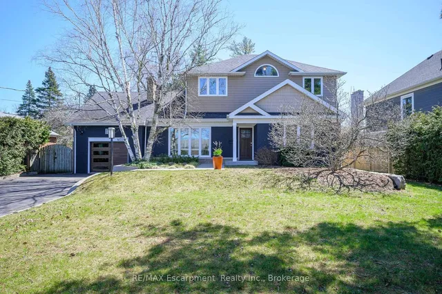 402 PATRICIA Dr