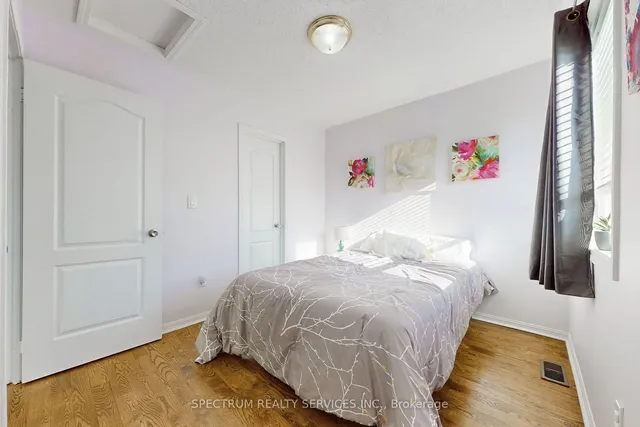 Additional image 31 of 1528 Evans Terr