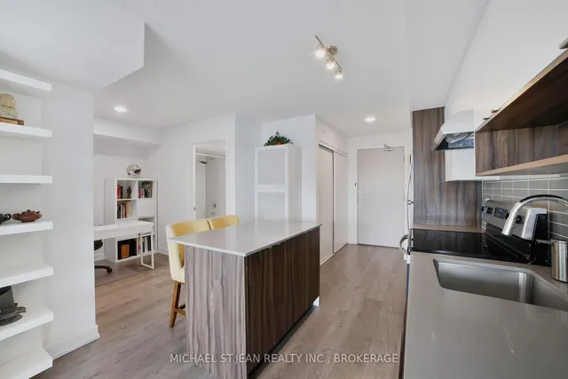 Additional image 20 of 1119 Cooke Blvd Unit B420