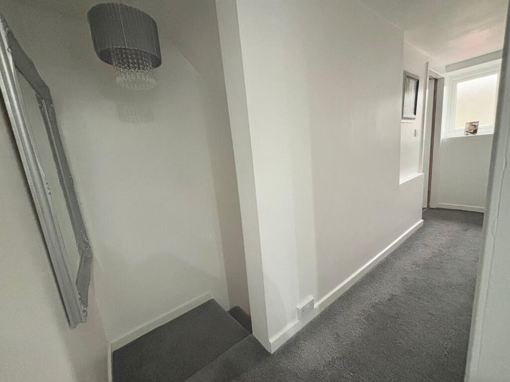 Additional image 5 of High Street, Thornton