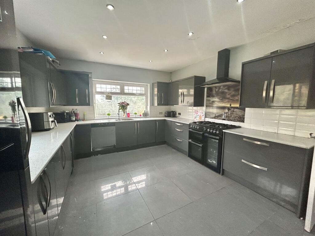 Additional image 6 of Senghenydd, Senghenydd, Caerphilly