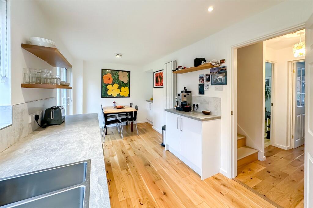 Additional image 14 of Wynches Farm Drive, St. Albans, Hertfordshire, AL4