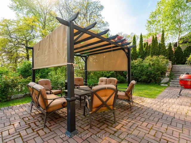 Additional image 39 of 246 Riverside Dr