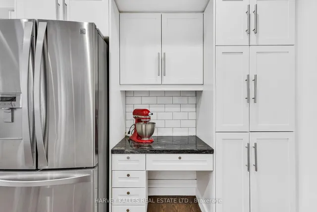 Additional image 27 of 440 Glengarry Ave