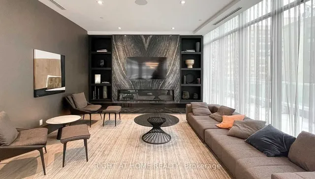 Additional image 35 of 403 Church St Unit 617