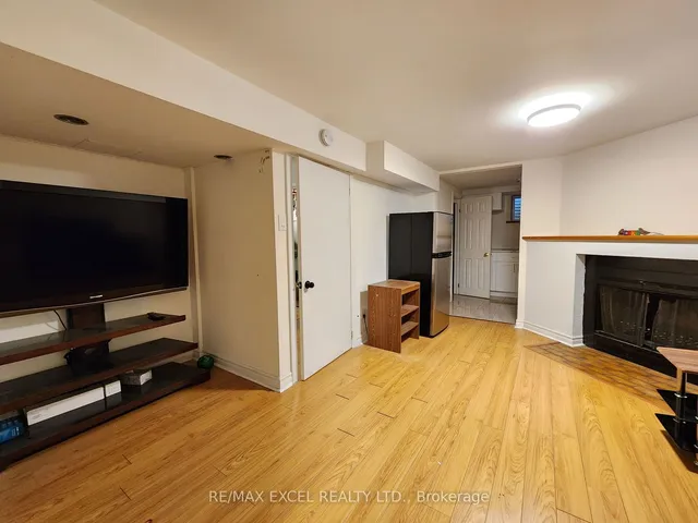 Additional image 30 of 103 Fawndale Cres
