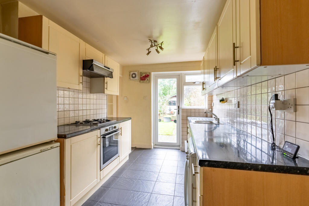 Additional image 7 of Hunters Ride, Bricket Wood, St. Albans, Hertfordshire, AL2