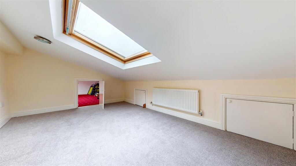 Additional image 22 of Kettlewell