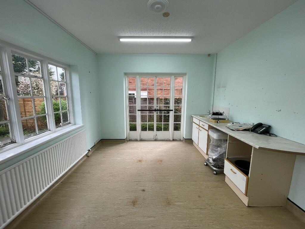 Additional image 5 of Acorn Veterinary Centre, 21 Station Road, Studley, Warwickshire, B80