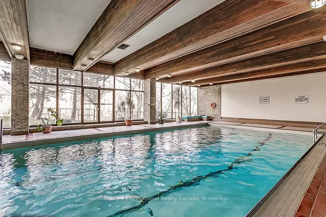 Additional image 39 of 1359 White Oaks Blvd Unit 103