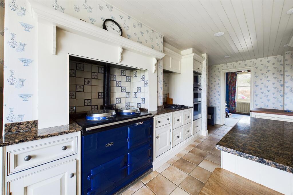 Additional image 14 of DETACHED | UPDATING | BADGWORTH