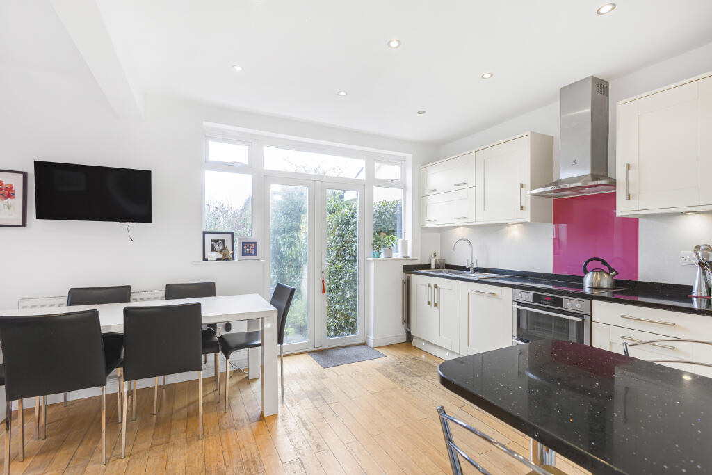 Additional image 32 of Green Lane, St. Albans, Hertfordshire, AL3